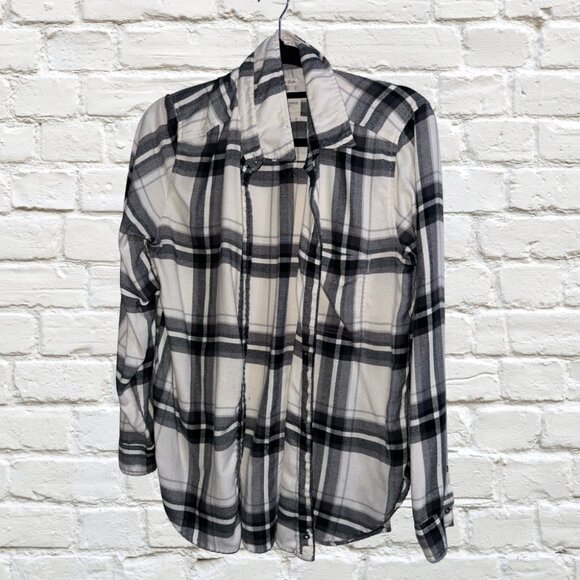 American Eagle Size L Boyfriend Fit Flannel Shirt - Picture 1 of 1
